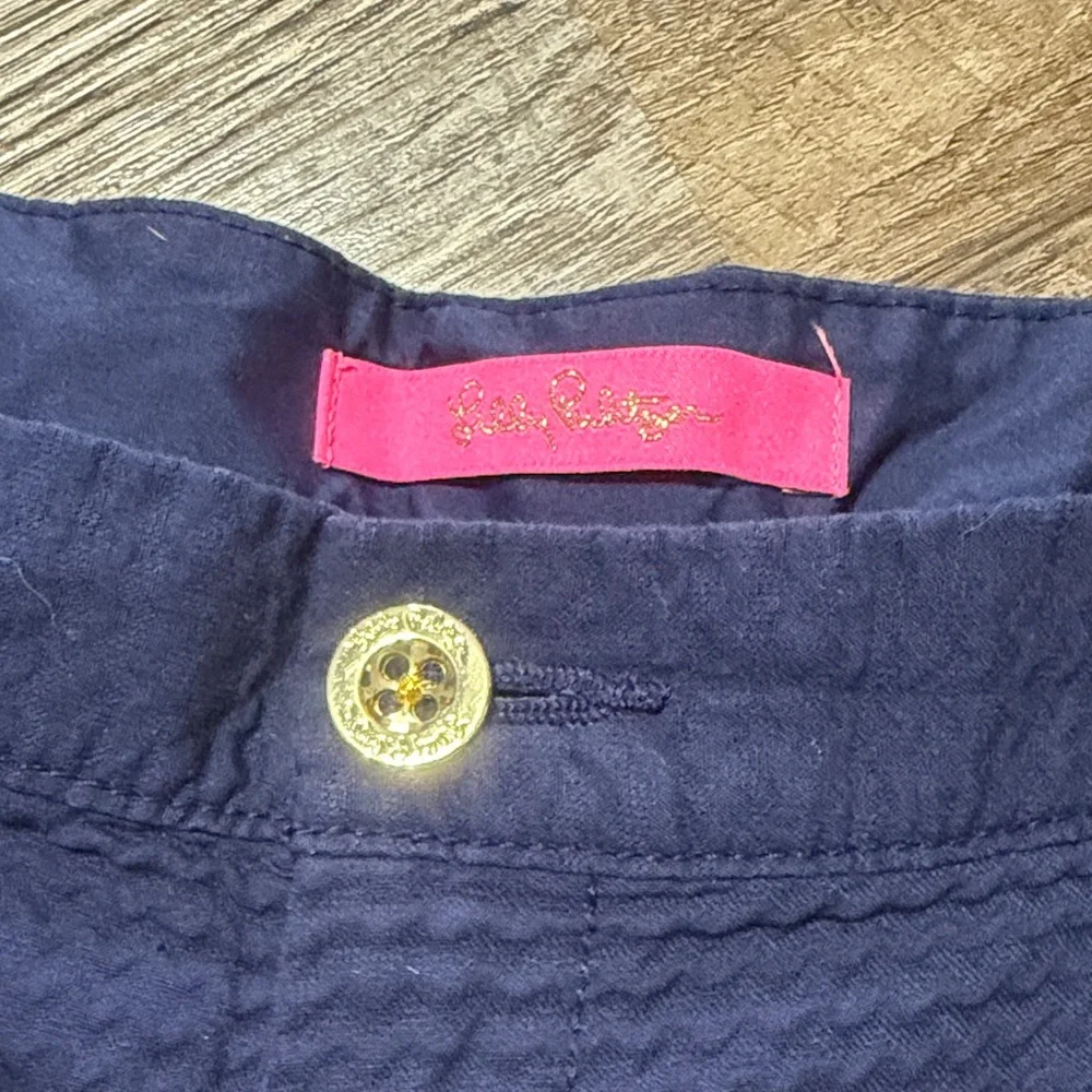 Lilly Pulitzer Navy Scalloped Hem Shorts - Picture 2 of 5